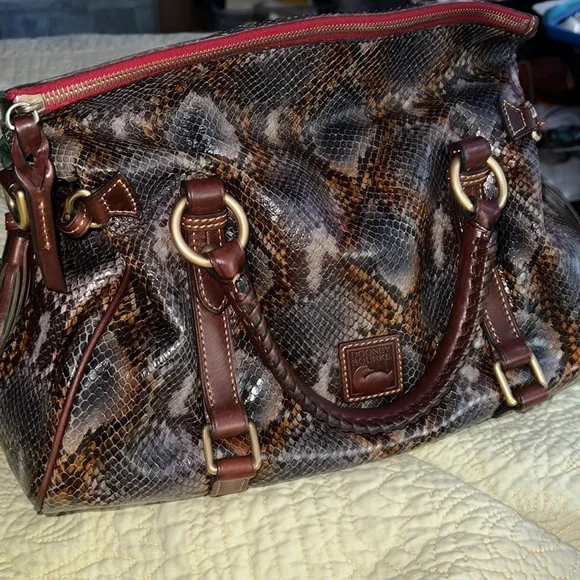 CONGRATULATIONS @4theloveofkate SO HAPPY FOR YOU I AM GLAD YOU WIN YOU DESERVE💕 - Picture 2 of 16